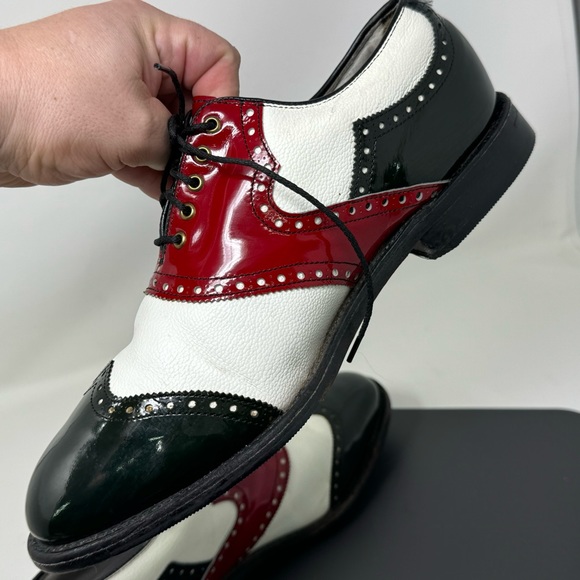 Vintage FootJoy Classics Golf Shoes Size 10.5 Wing Tip Style #50802  no Spikes - Picture 9 of 16